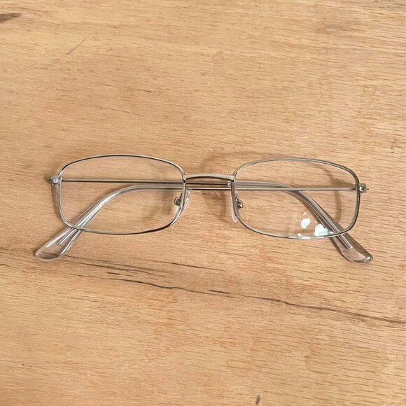 silver trim clear lens sunglasses - Picture 2 of 8